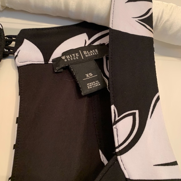 White House Black Market floral print jersey dress - Picture 3 of 3